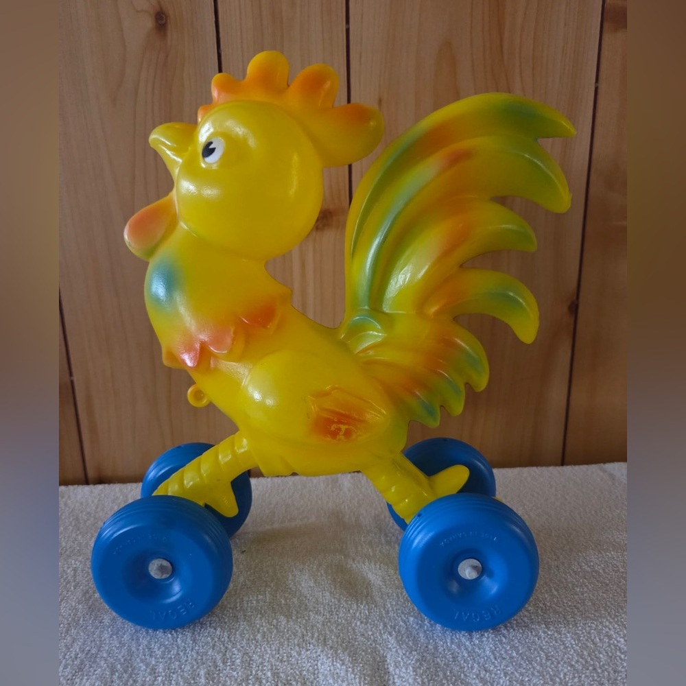 Vintage Rooster Regal Push Toy